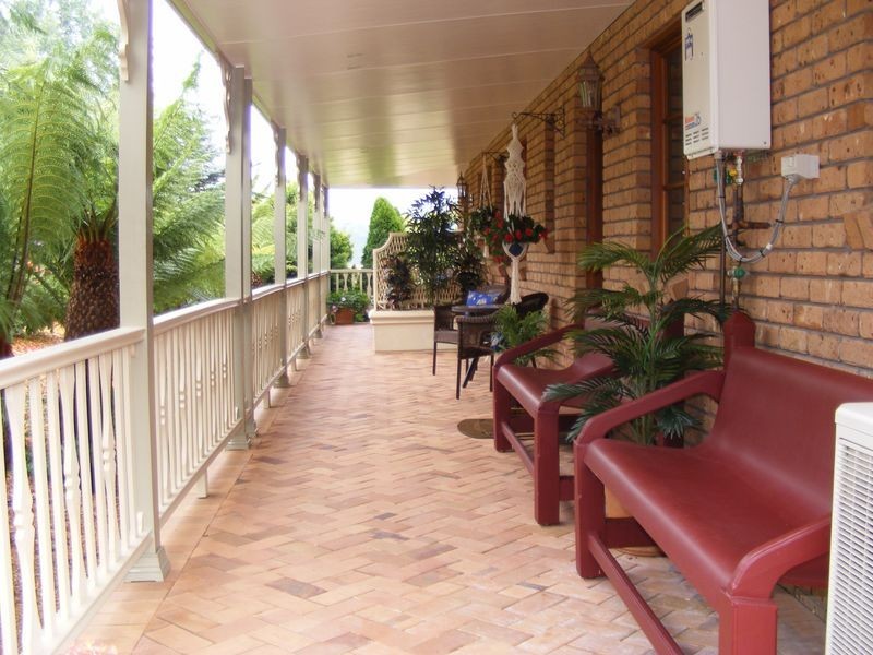 10 Deacons Close, Claude Road TAS 7306