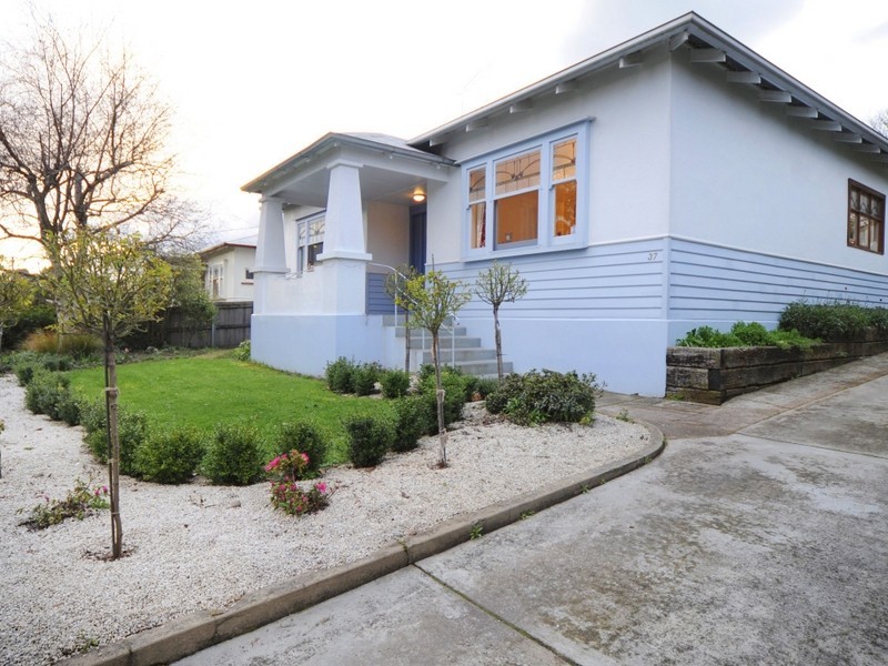 37 West Parade, Deloraine TAS 7304