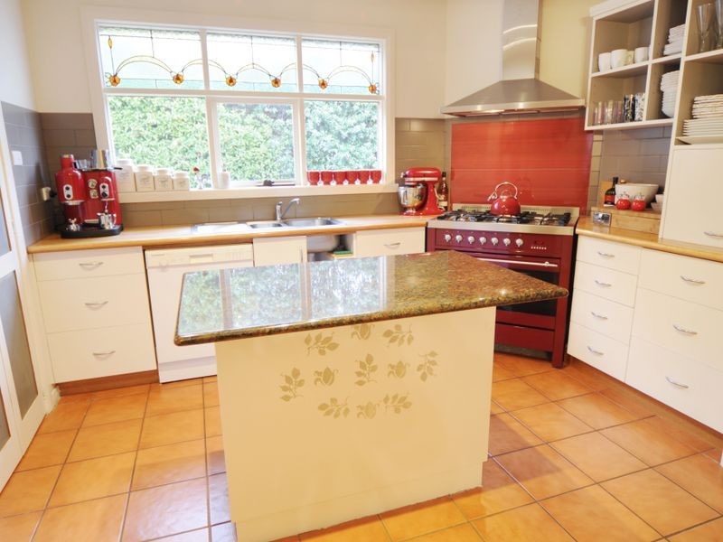 37 West Parade, Deloraine TAS 7304