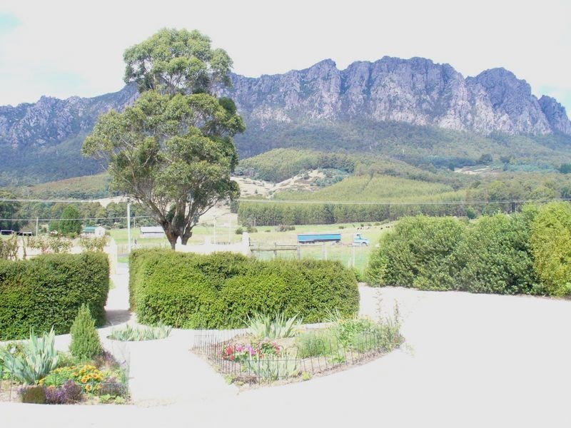 7 & 9 Deacons Close, Claude Road TAS 7306