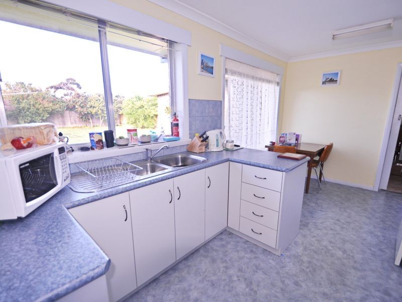 16 Thomas Street, Ulverstone TAS 7315