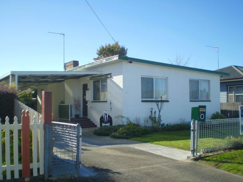 9 George Street, Latrobe TAS 7307