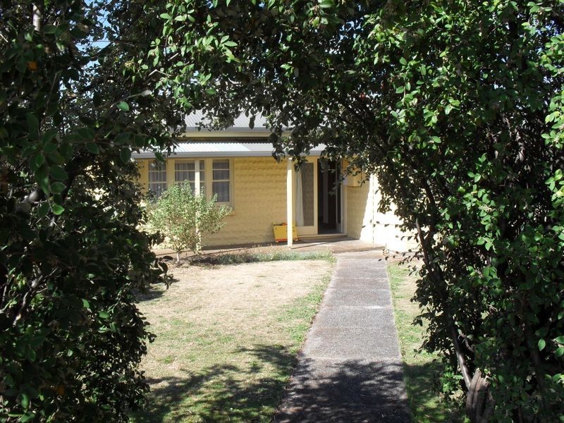15 Charles Street, Devonport TAS 7310