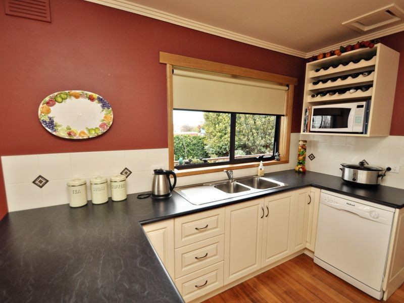 9 Berrigan Road, Devonport TAS 7310