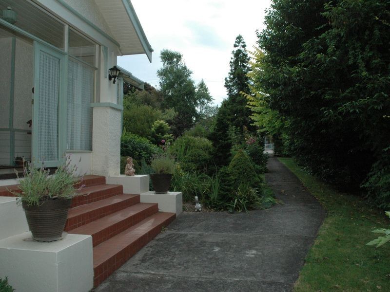 8 Ronald Street, Devonport TAS 7310