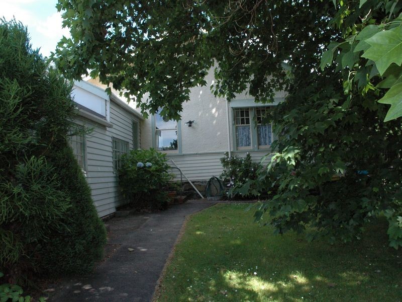 8 Ronald Street, Devonport TAS 7310