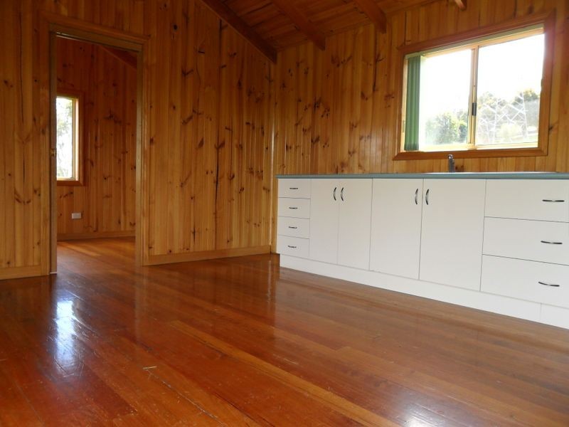 5 Atkins Drive, Acacia Hills TAS 7306