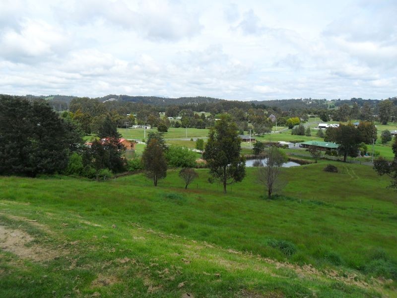 5 Atkins Drive, Acacia Hills TAS 7306