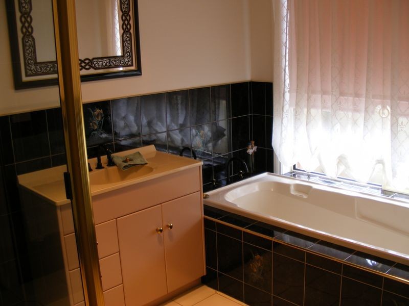 24 St Andrews Drive, Devonport TAS 7310