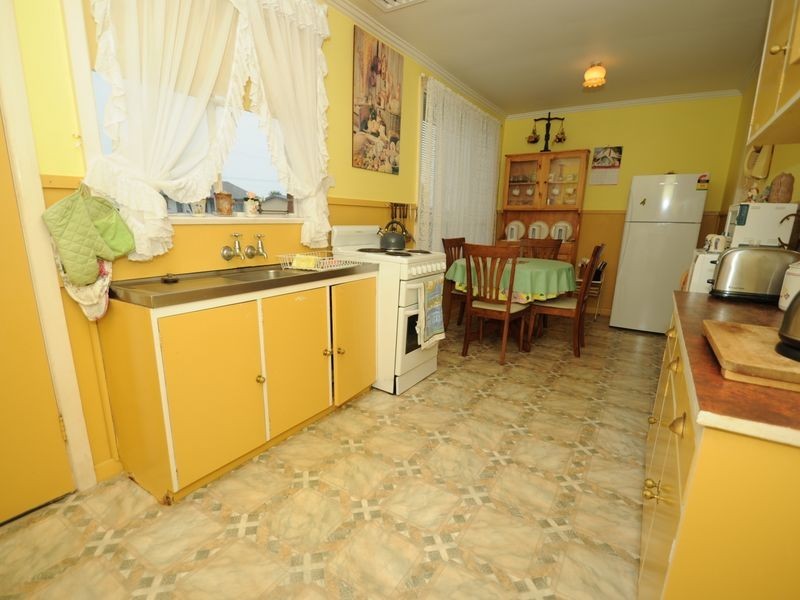 12 Mary Street, Ulverstone TAS 7315