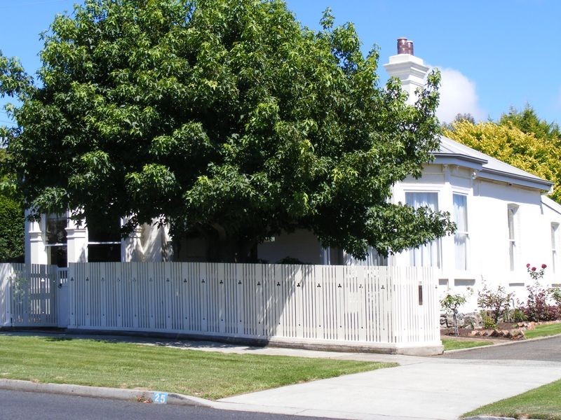 25 Ronald Street, Devonport TAS 7310