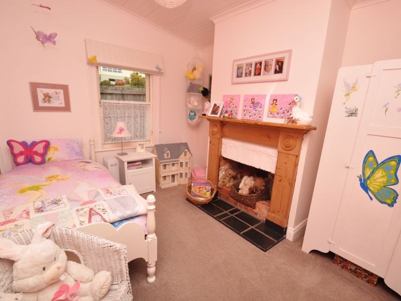 25 Ronald Street, Devonport TAS 7310