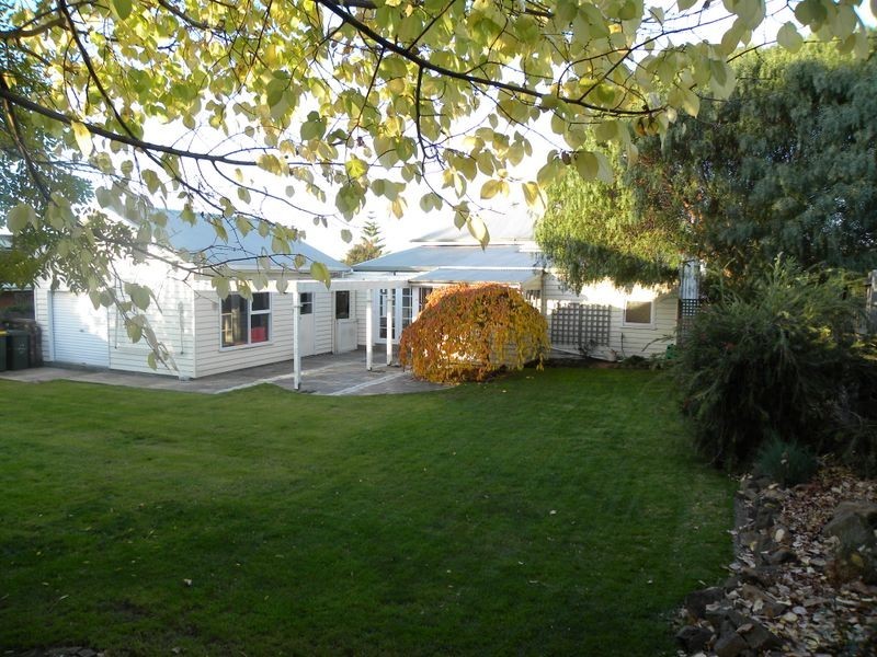 25 Ronald Street, Devonport TAS 7310