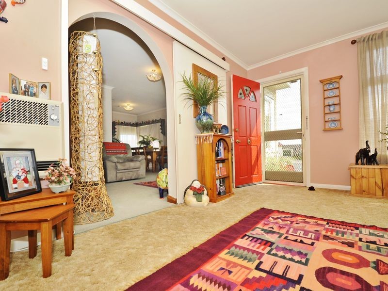 18 Lindsay Place, Devonport TAS 7310