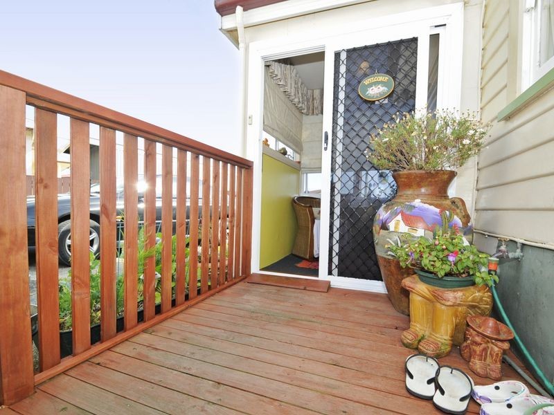 18 Lindsay Place, Devonport TAS 7310