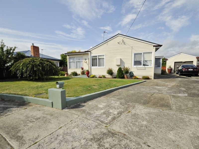18 Lindsay Place, Devonport TAS 7310