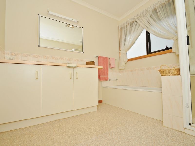 5/8 Lovett Street, Devonport TAS 7310