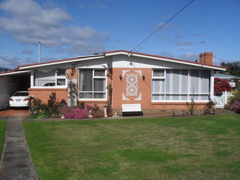4 Gardenia Grove, Devonport TAS 7310