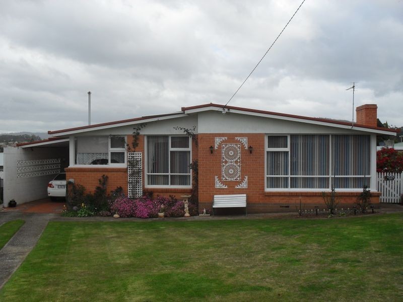 4 Gardenia Grove, Devonport TAS 7310