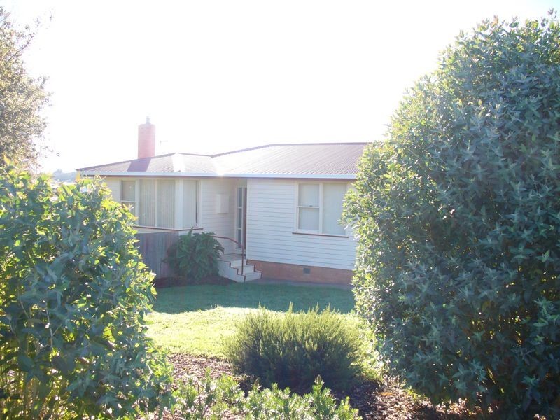 86 George Street, Devonport TAS 7310