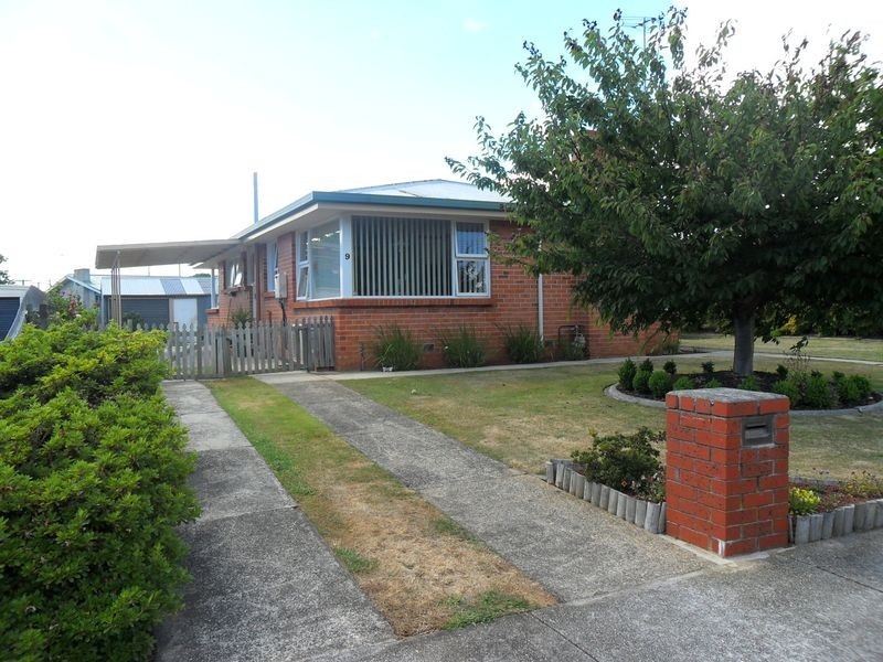 9 Frond Place, Devonport TAS 7310