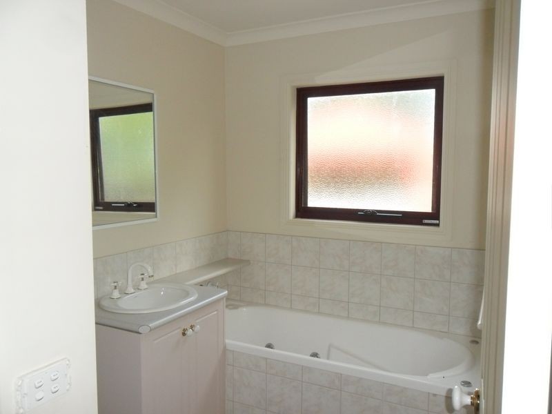 8 Fenton Street, Latrobe TAS 7307