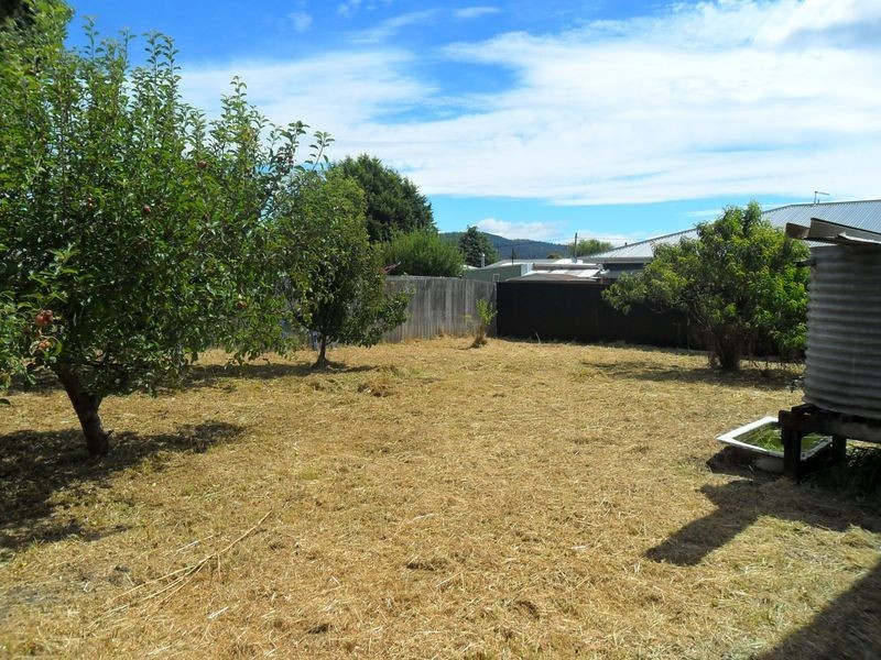 8 Fenton Street, Latrobe TAS 7307
