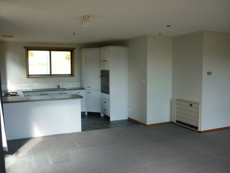 13 River Road, Ambleside TAS 7310