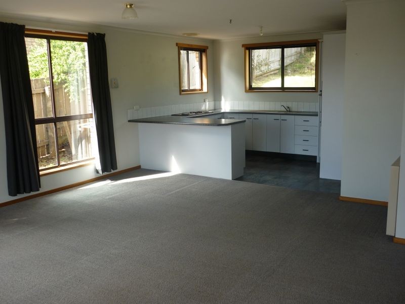 13 River Road, Ambleside TAS 7310