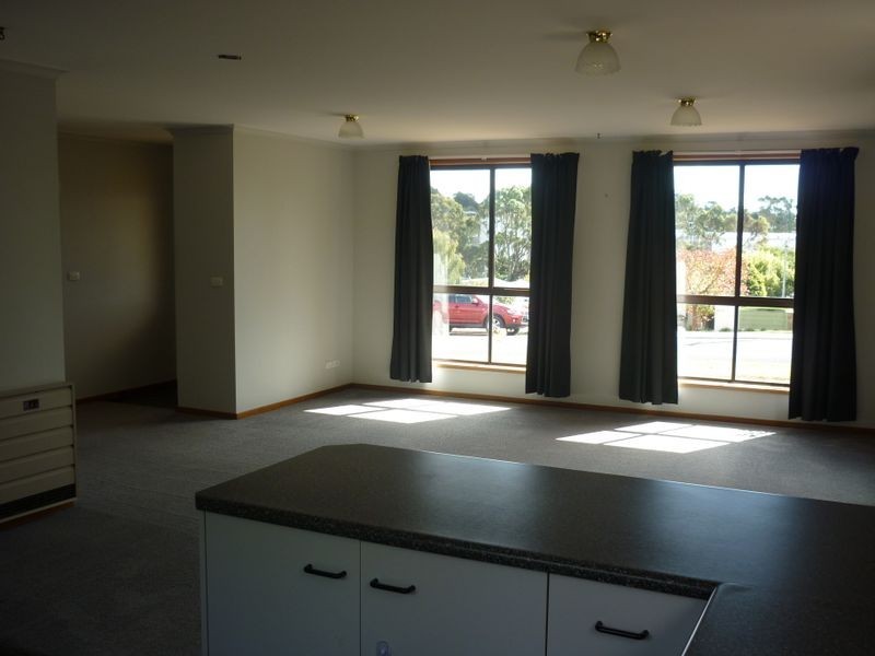 13 River Road, Ambleside TAS 7310
