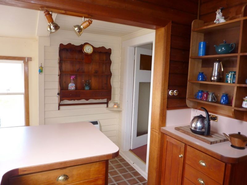 24 West Barrack Street, Deloraine TAS 7304