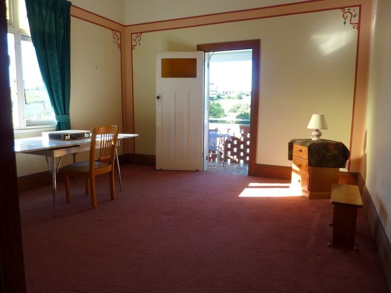 24 West Barrack Street, Deloraine TAS 7304