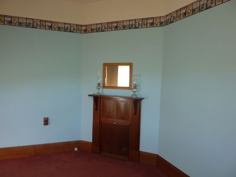 24 West Barrack Street, Deloraine TAS 7304