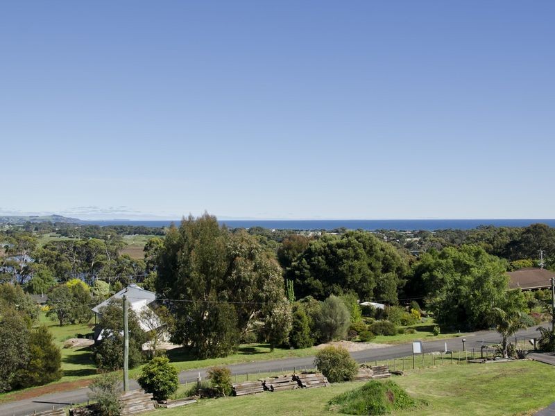 4 Davis Street, Leith TAS 7315