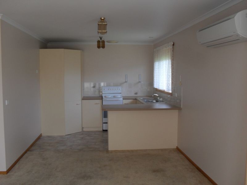 2/12 Broadhurst Avenue, Devonport TAS 7310