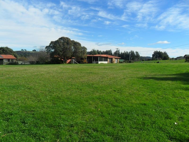 77 Cornwall Crescent, Acacia Hills TAS 7306