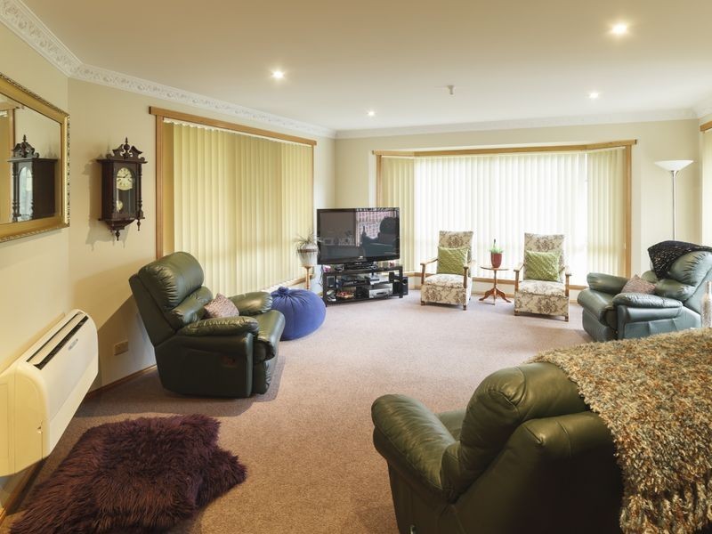 33 Jiloa Way, Don TAS 7310