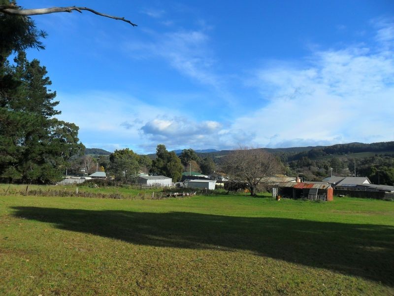 32 Latrobe Road, Railton TAS 7305