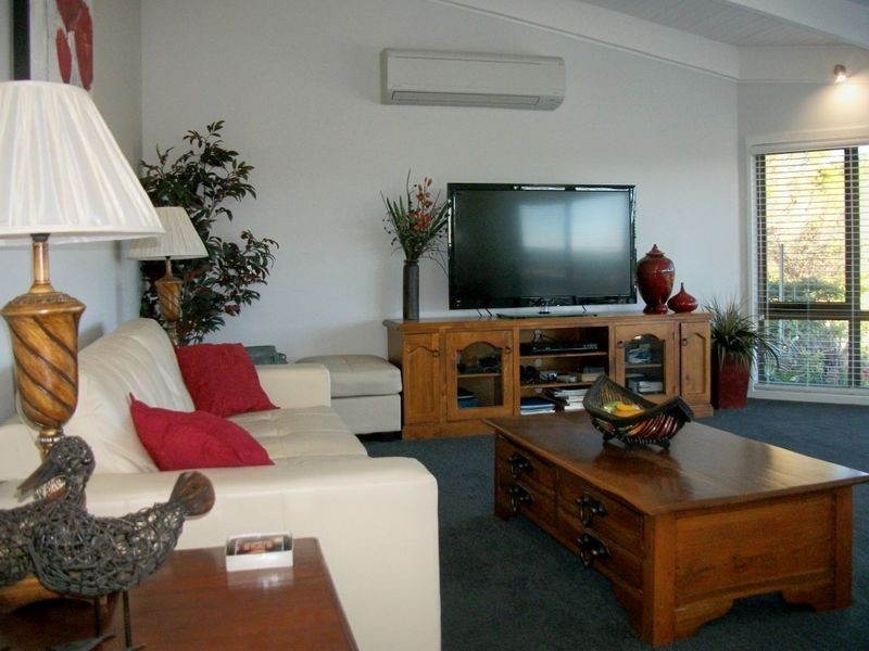 37 Highfield Road Ambleside, Devonport TAS 7310