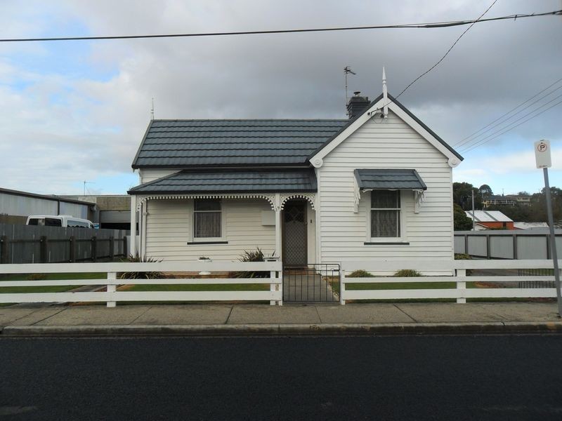 19 Elizabeth Street, Devonport TAS 7310