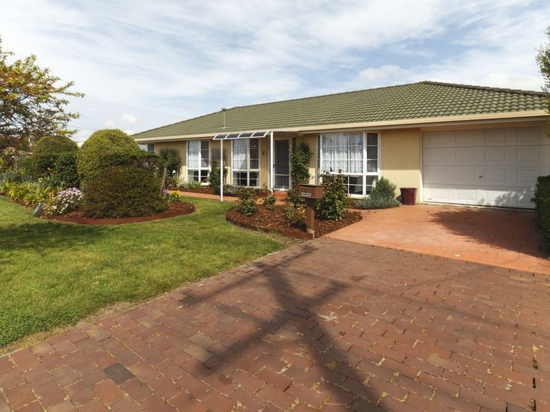11 Bertha Street, Ulverstone TAS 7315