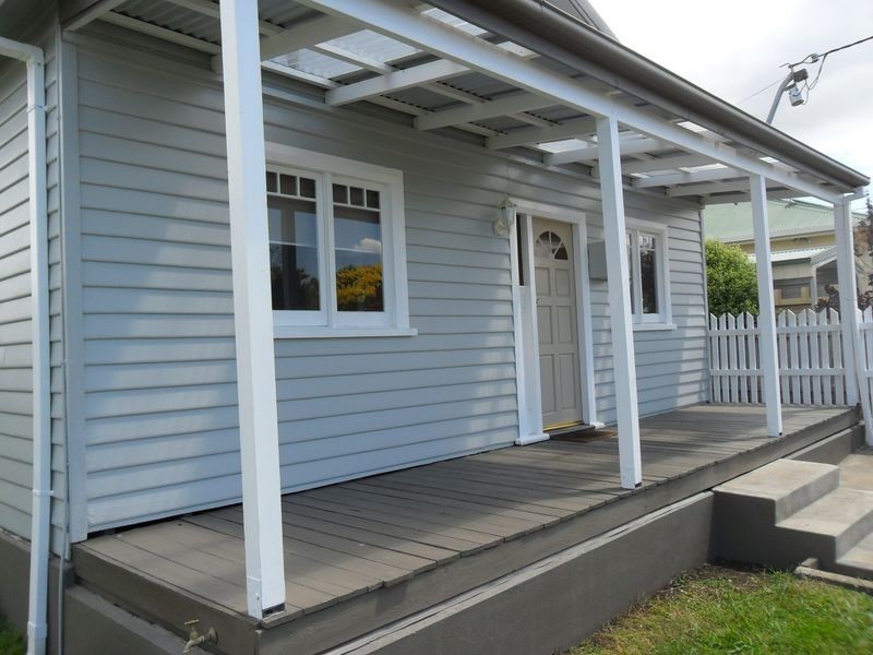 89 George Street, Devonport TAS 7310