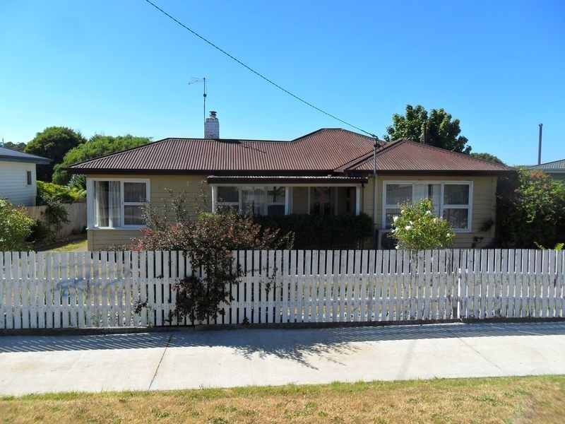 102 High Street, Sheffield TAS 7306