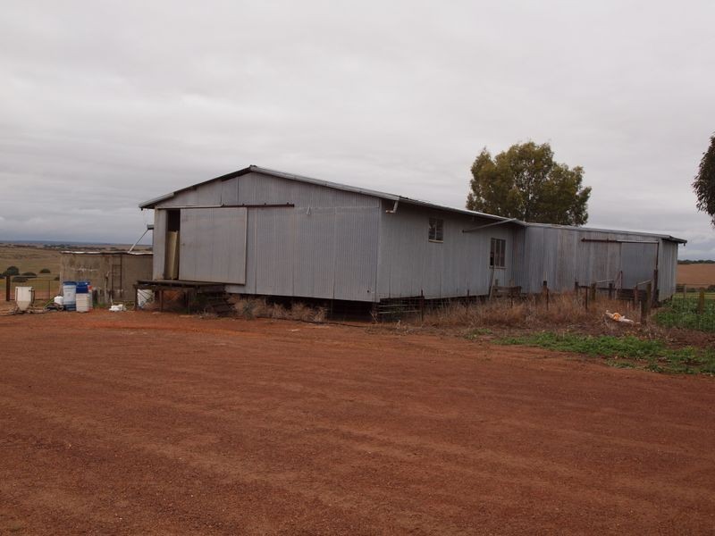 325 Boundary Road, Gillingarra WA 6510