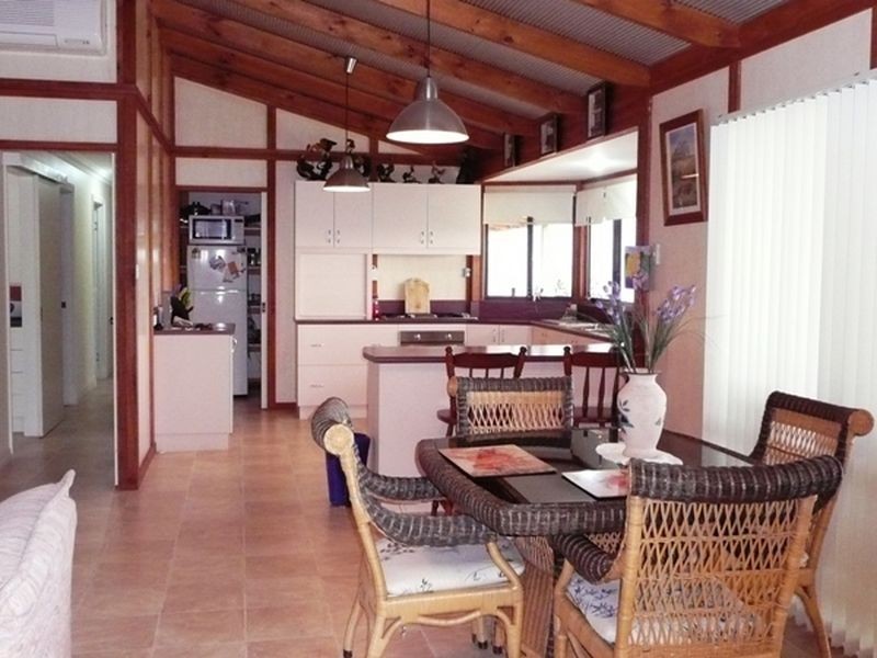 271 Coondle Drive, Toodyay WA 6566