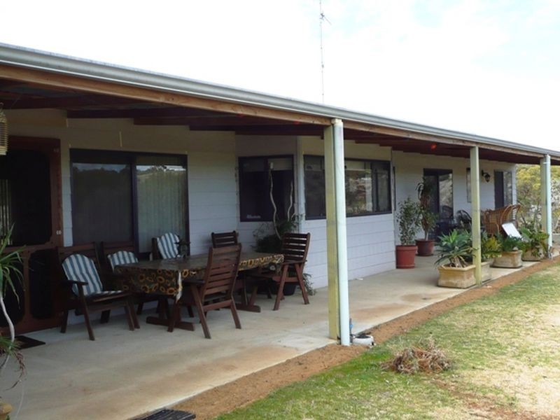 271 Coondle Drive, Toodyay WA 6566