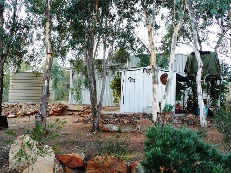 271 Coondle Drive, Toodyay WA 6566
