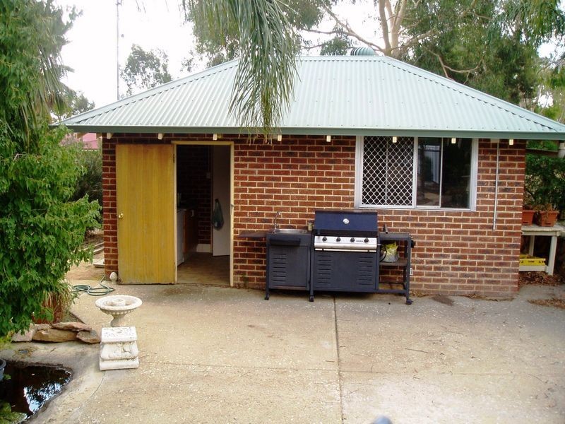 105 Toodyay West Road West Toodyay, Toodyay WA 6566