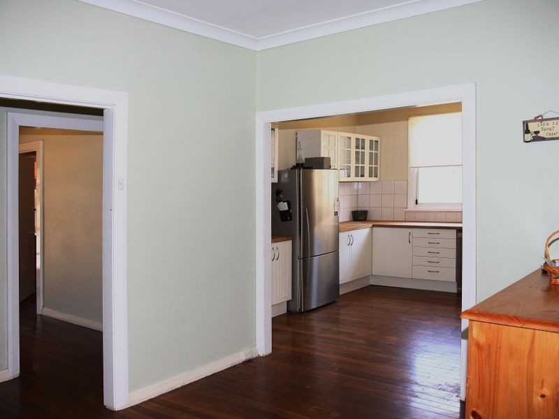 4 Fiennes Street, Toodyay WA 6566
