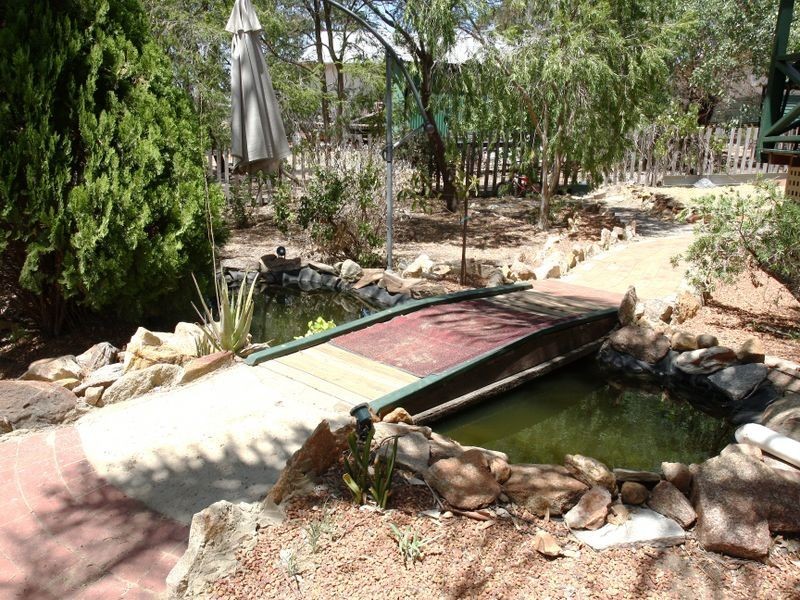 4 Fiennes Street, Toodyay WA 6566